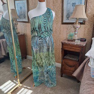 ELLEBELLA COUTURE ONE-SHOULDER MAXI DRESS MEDIUM NEW